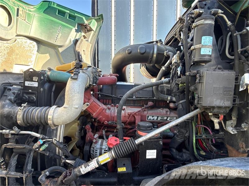 Mack Anthem AN64T T/A Day Cab Truck Tractor Влекачи