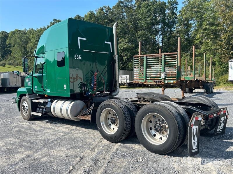 Mack Anthem AN64T T/A Sleeper Truck Tractor Tracteur routier