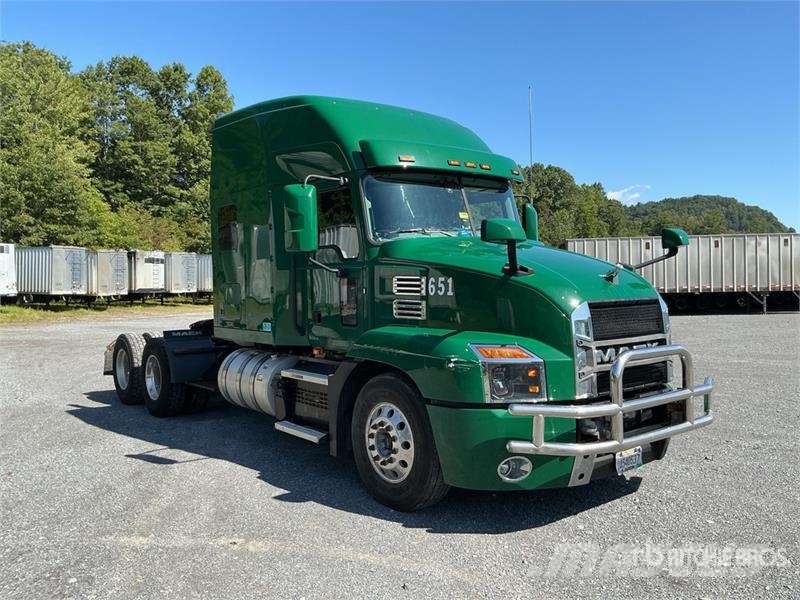 Mack Anthem AN64T T/A Sleeper Truck Tractor Dragbilar