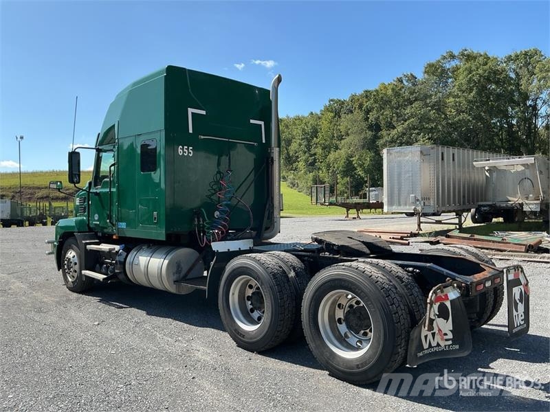 Mack Anthem AN64T T/A Sleeper Truck Tractor Седельные тягачи