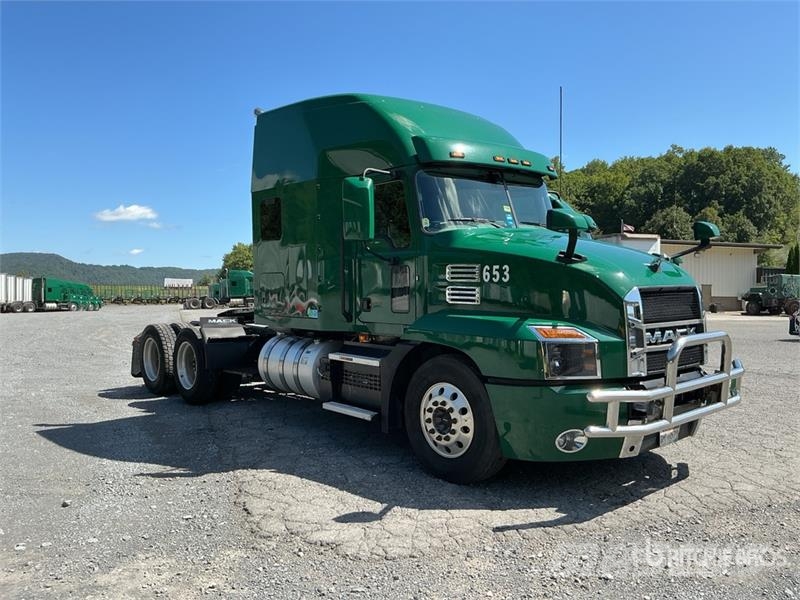 Mack Anthem AN64T T/A Sleeper Truck Tractor Седельные тягачи
