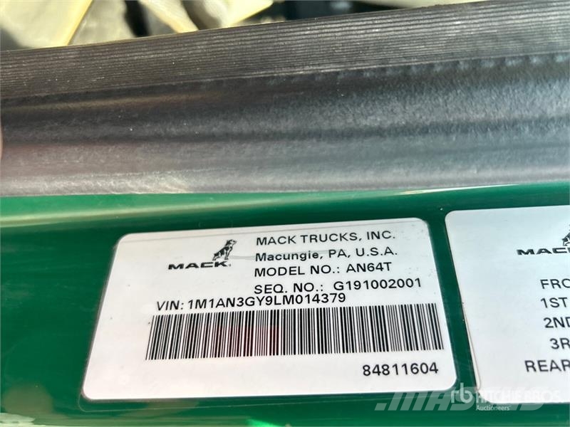 Mack Anthem AN64T T/A Sleeper Truck Tractor Tracteur routier