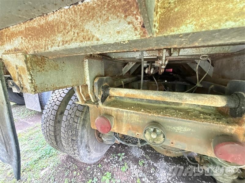 Mack B53 6x4 T/A Dump Truck 自卸式货车