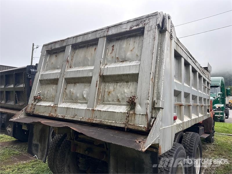 Mack B53 6x4 T/A Dump Truck 自卸式货车