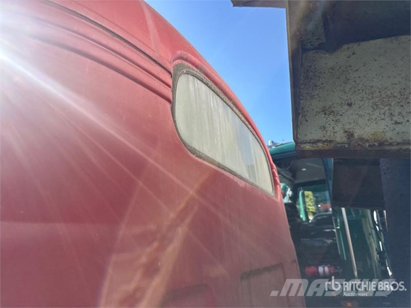Mack B53 6x4 T/A Dump Truck 自卸式货车