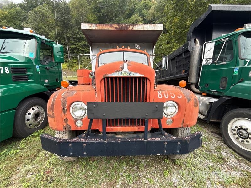 Mack B53 6x4 T/A Dump Truck 自卸式货车