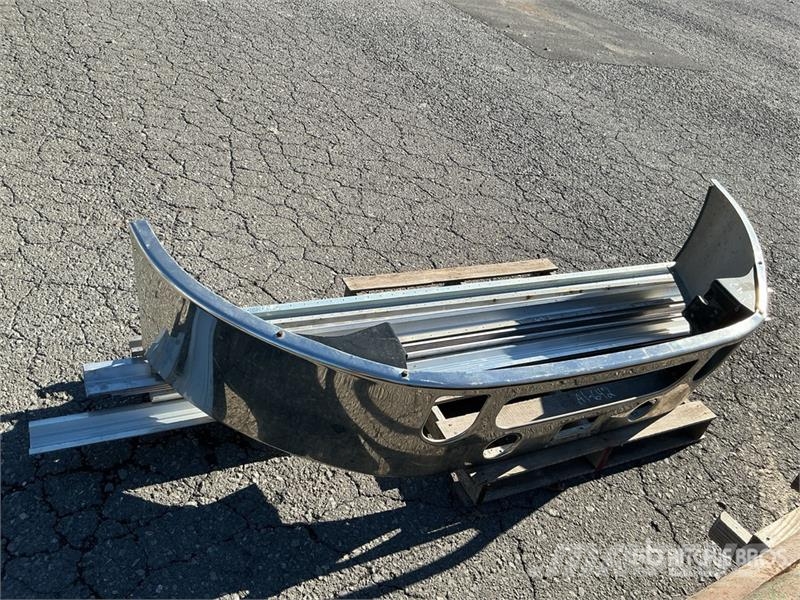 Mack Bumper and Trailer Post Drugi deli