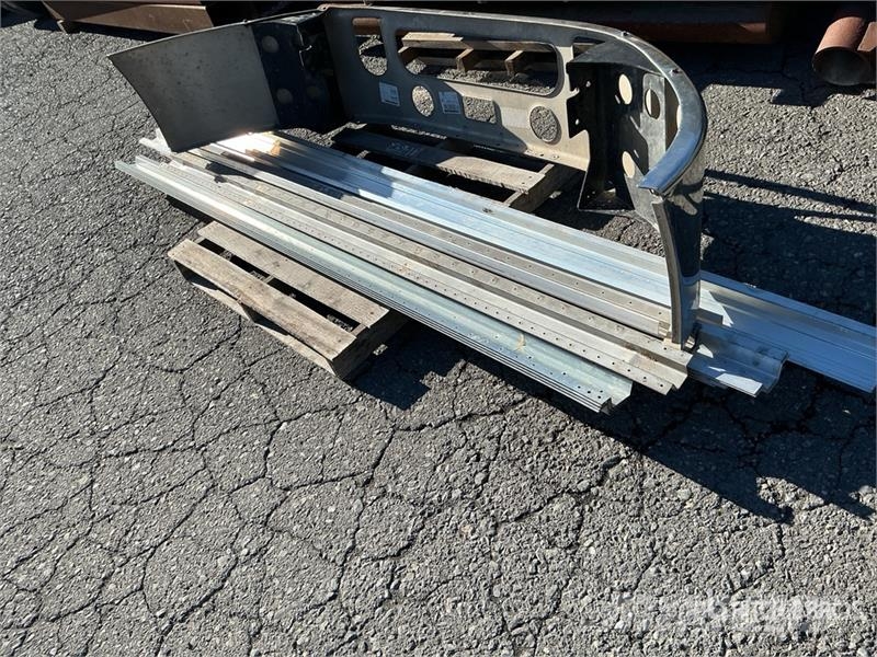 Mack Bumper and Trailer Post Drugi deli