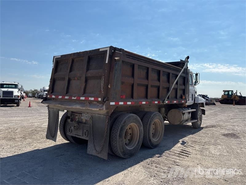Mack CH613 Kiperi kamioni