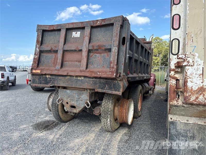 Mack CH613 Грузовики-Самосвалы