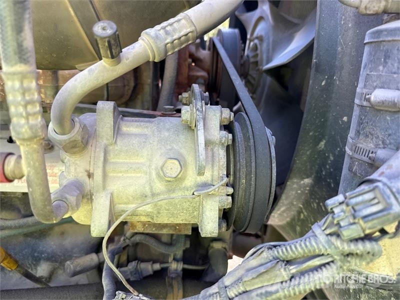 Mack CH613 وحدات الجر