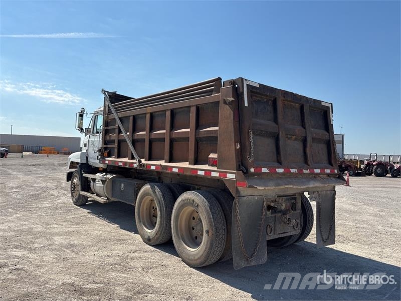 Mack CH613 Kiperi kamioni