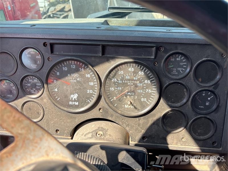 Mack CH613 Kiperi kamioni