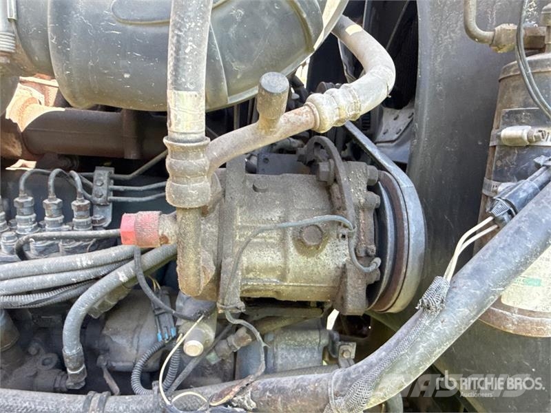 Mack CH613 Nyergesvontatók