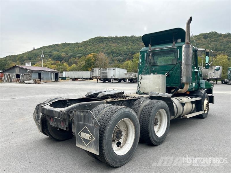 Mack CH613 Autotractoare