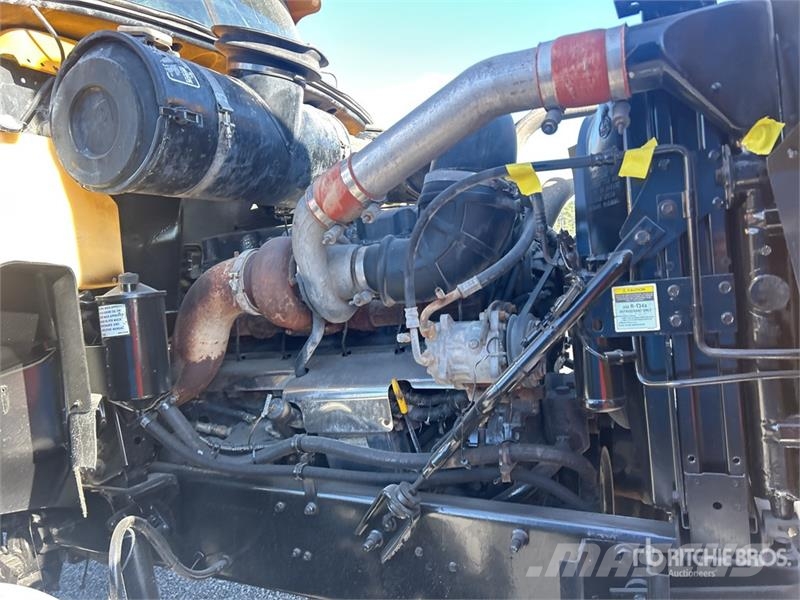 Mack CH613 Naudoti vilkikai