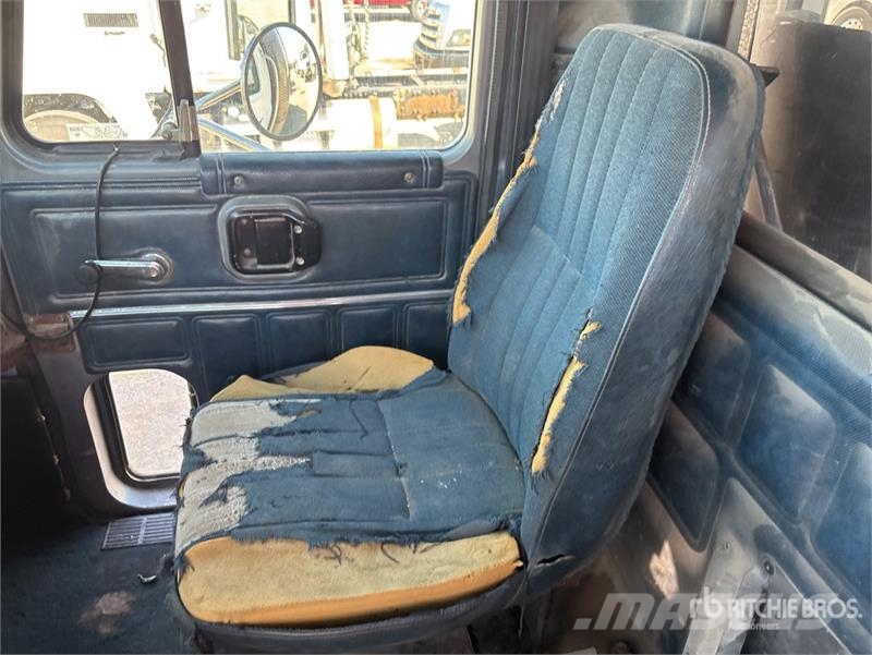 Mack CH613 Kiperi kamioni