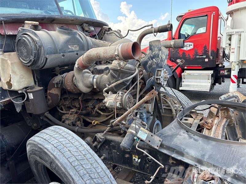Mack CH613 Грузовики-Самосвалы
