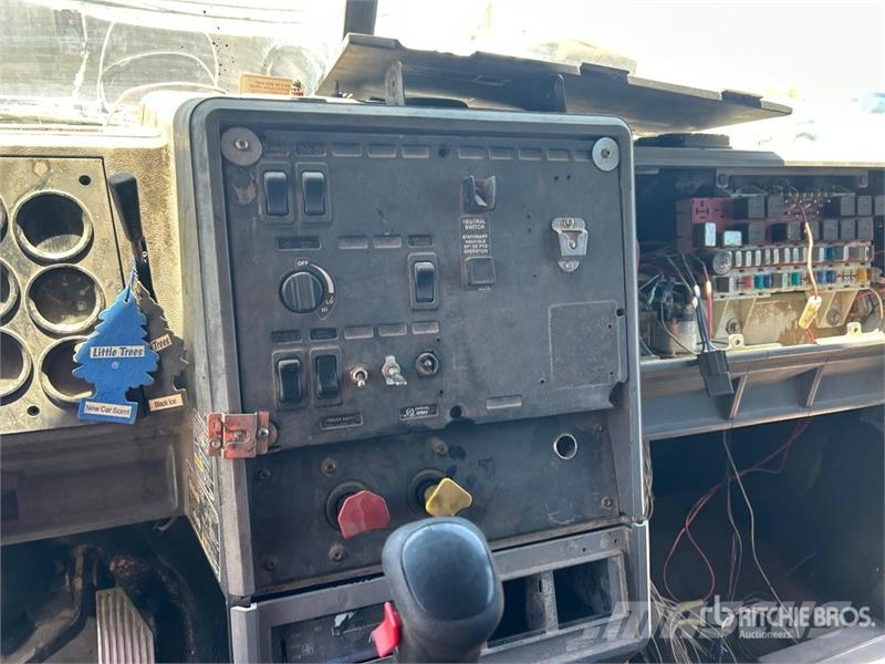 Mack CH613 Kipper
