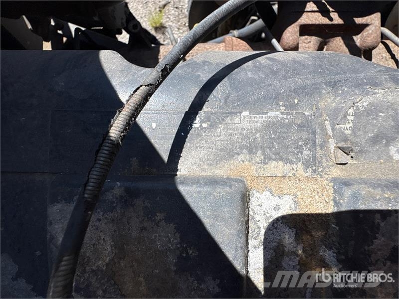 Mack CH613 Saug- und Druckwagen