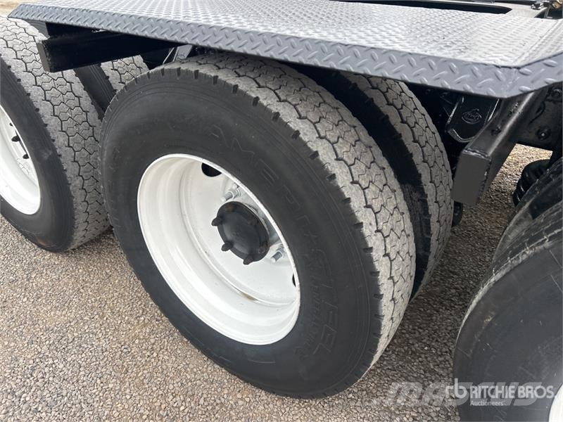 Mack CH613 Autotractoare