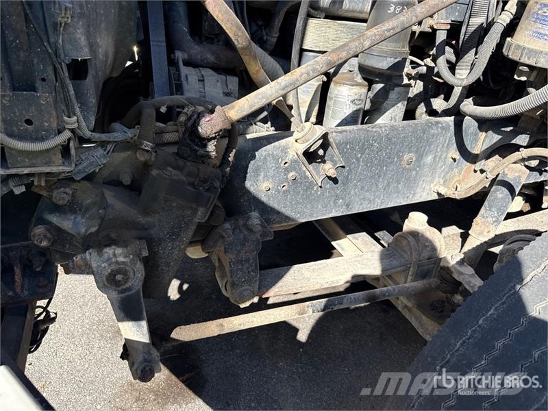 Mack CH613 وحدات الجر