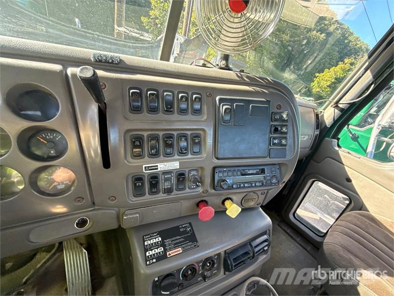 Mack CH613 وحدات الجر
