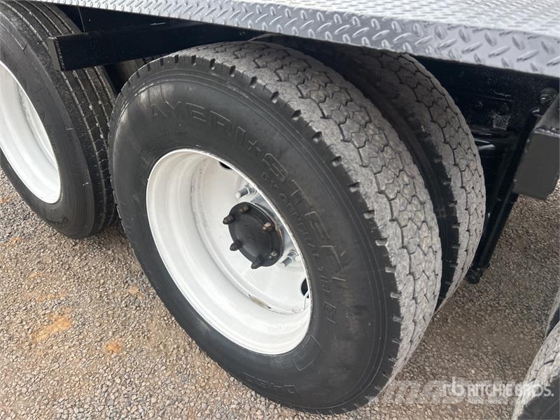 Mack CH613 Autotractoare