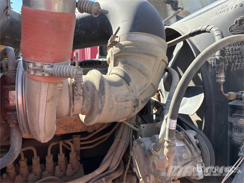 Mack CH613 Kiperi kamioni