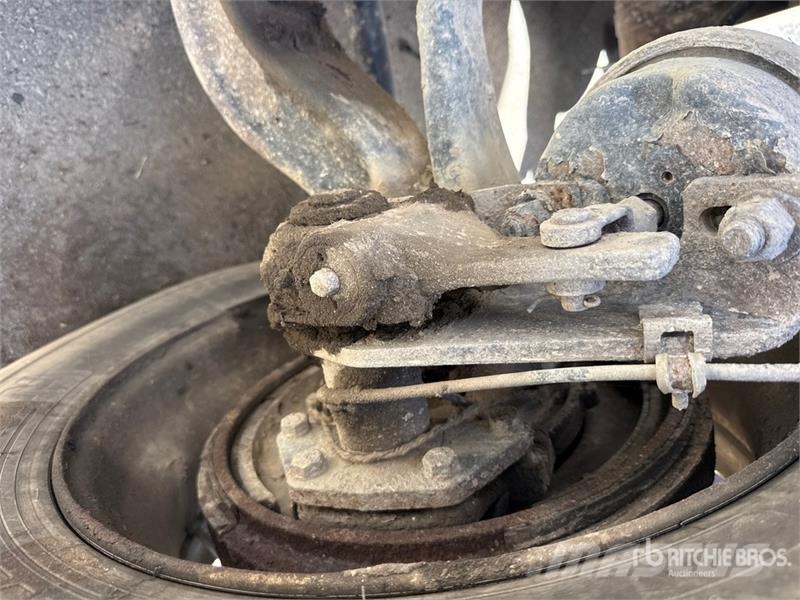 Mack CH613 وحدات الجر