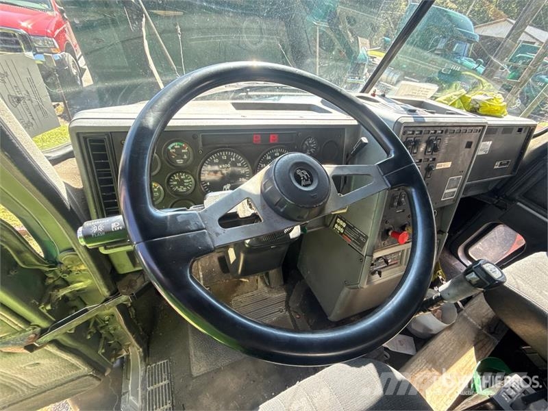 Mack CH613 ダンプ