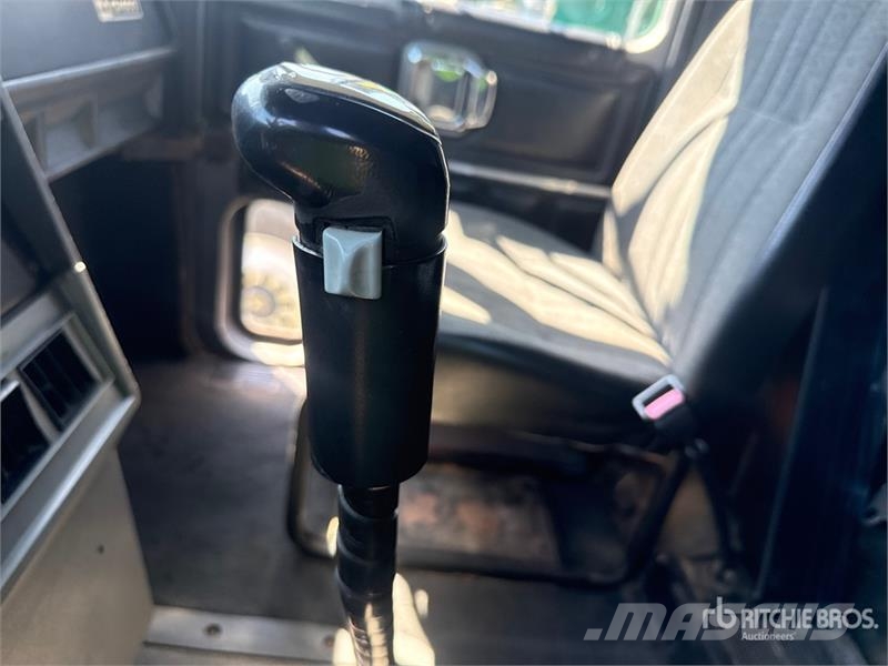 Mack CH613 Nyergesvontatók