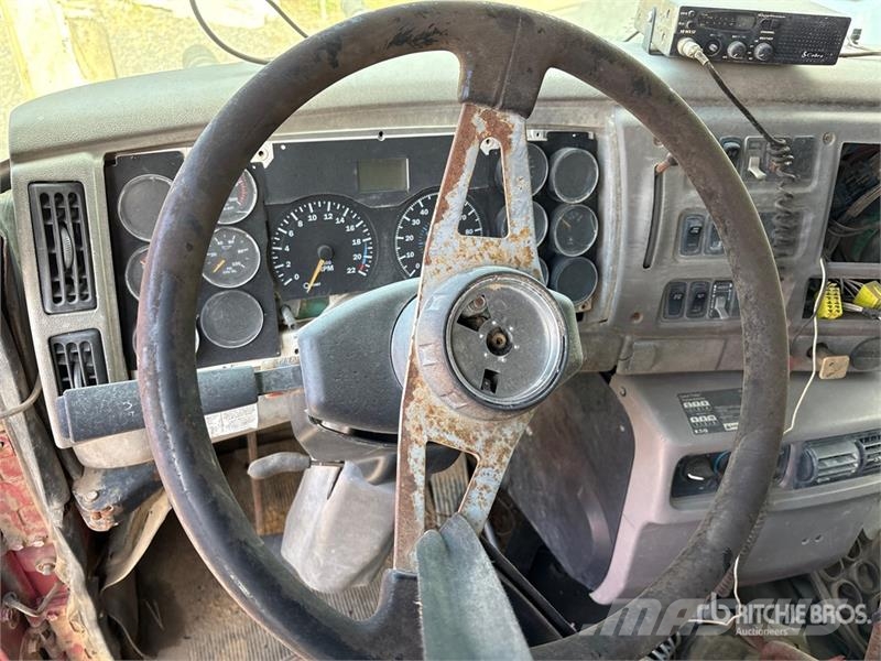 Mack CH613 Грузовики-Самосвалы