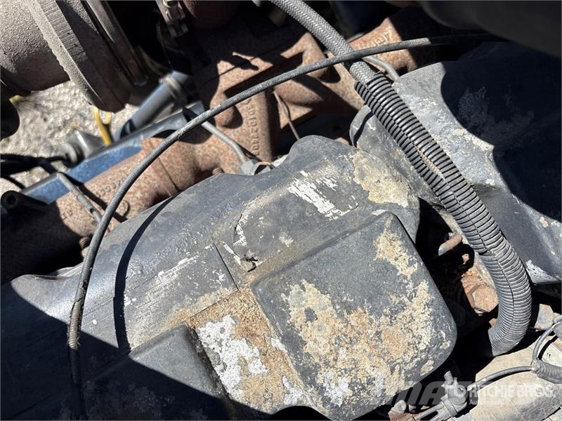 Mack CH613 Saug- und Druckwagen