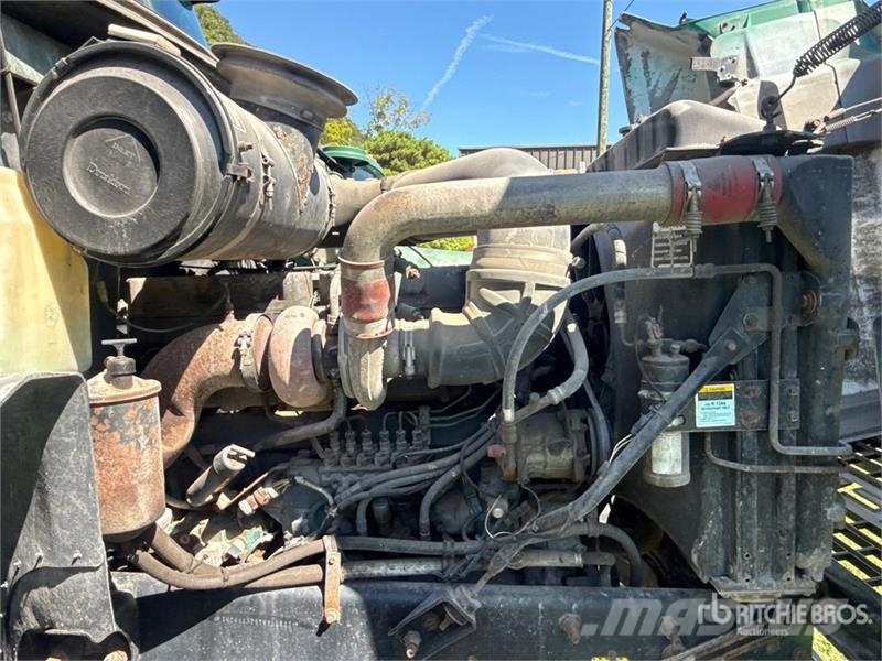 Mack CH613 Nyergesvontatók