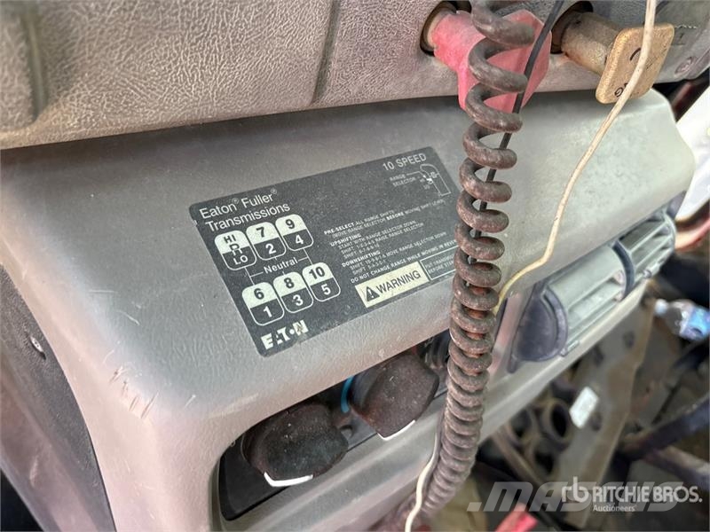 Mack CH613 Грузовики-Самосвалы