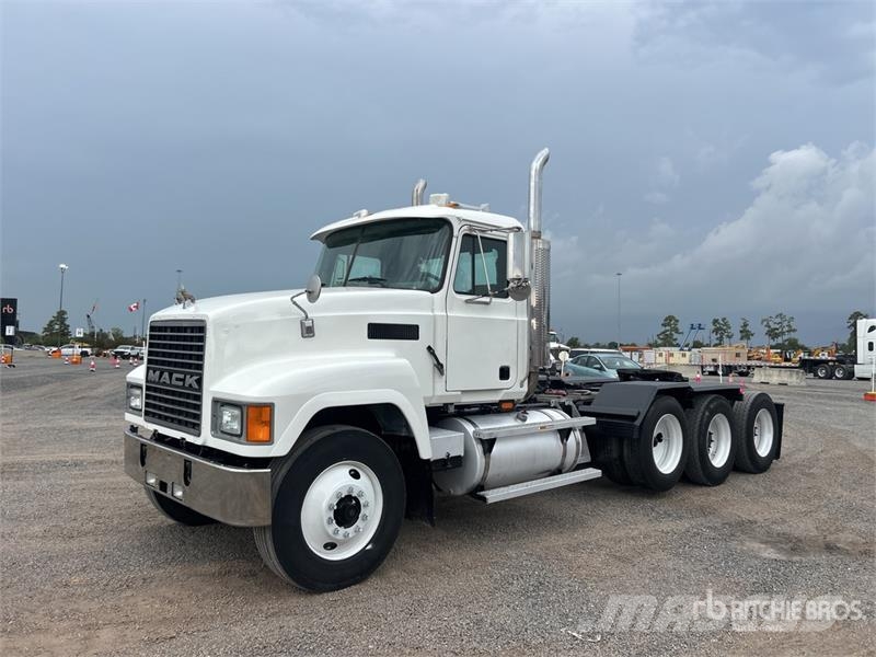 Mack CH613 Autotractoare