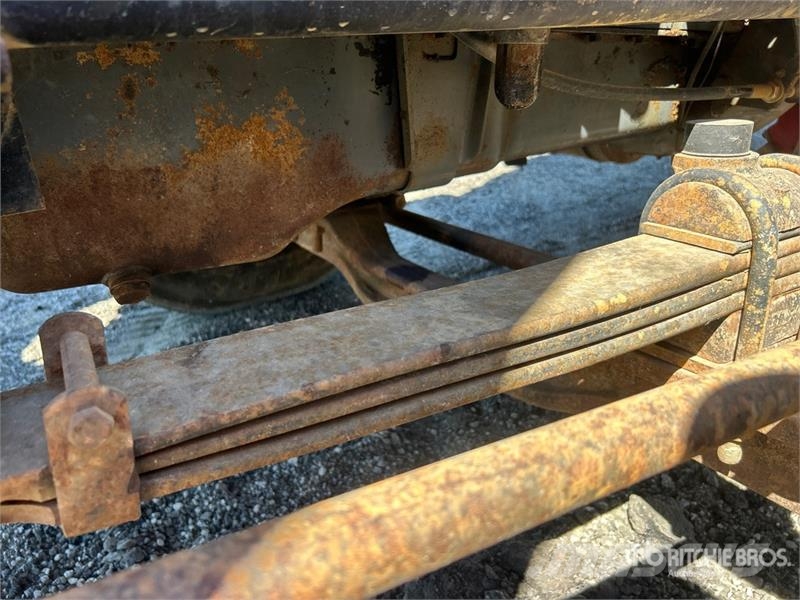 Mack CH613 6x4 Fuel and Lube Truck Kamioni cisterne