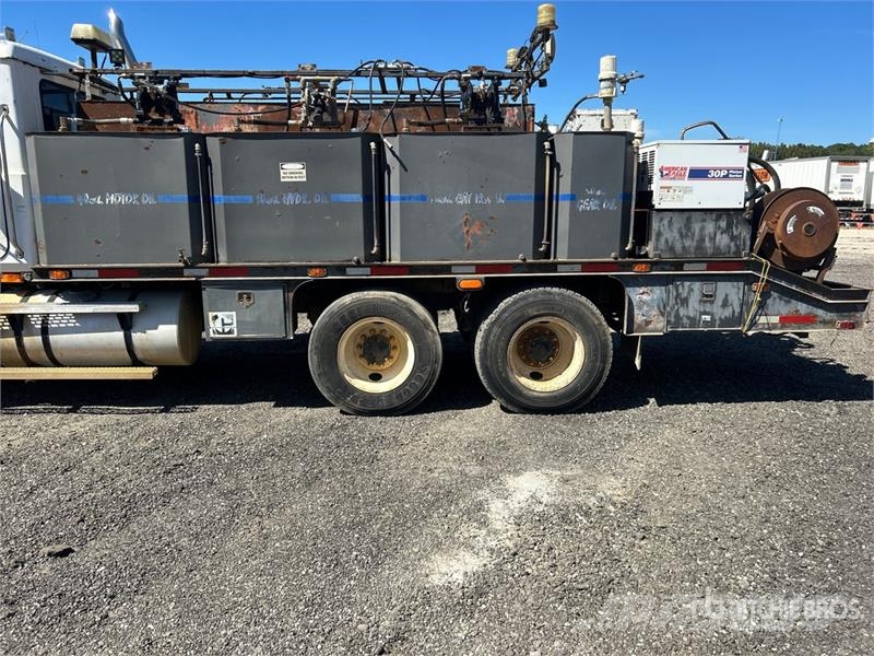 Mack CH613 6x4 Fuel and Lube Truck Kamioni cisterne