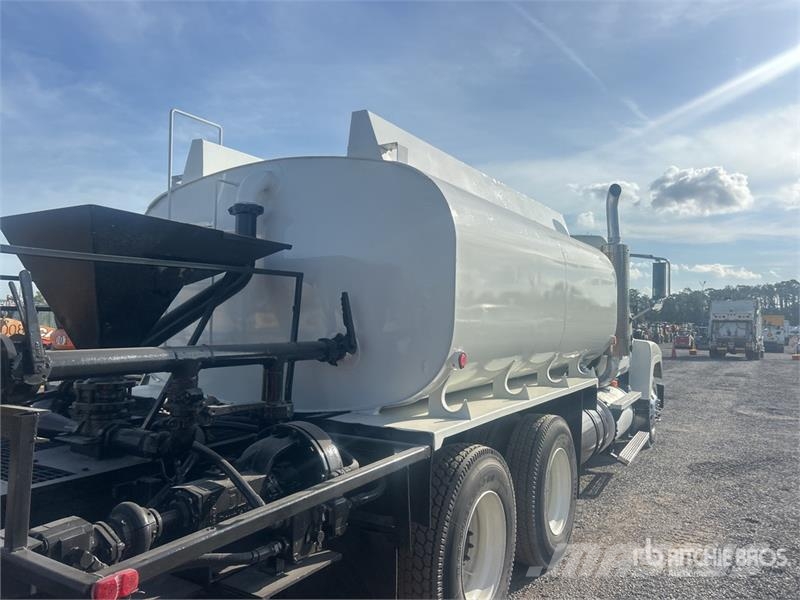 Mack CH613 6x4 Mud Mixing Truck その他トラック