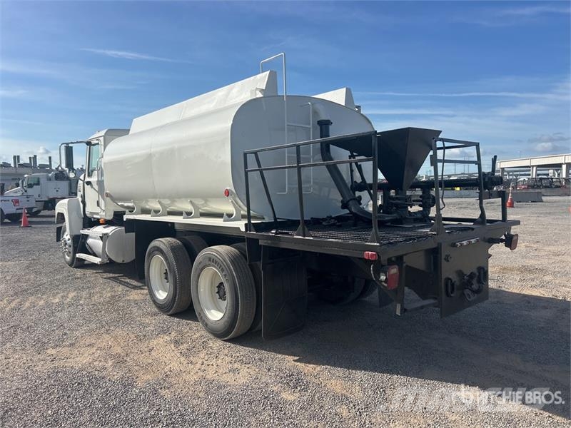 Mack CH613 6x4 Mud Mixing Truck شاحنات أخرى