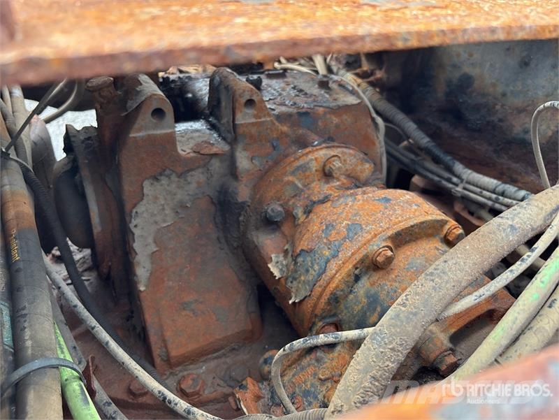 Mack CHN613 Седельные тягачи