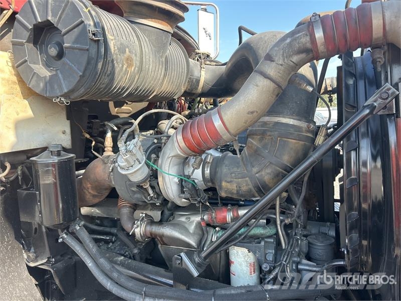 Mack CHN613 Pašizgāzējs