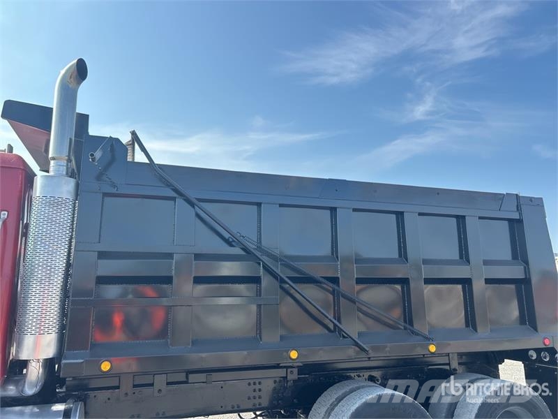 Mack CHN613 Pašizgāzējs