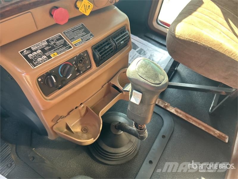 Mack CHN613 Pašizgāzējs