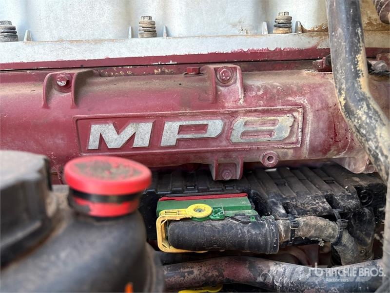 Mack CHU613 Vilcēji