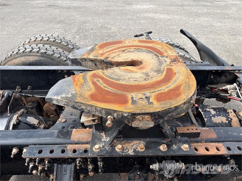 Mack CHU613 Vilcēji
