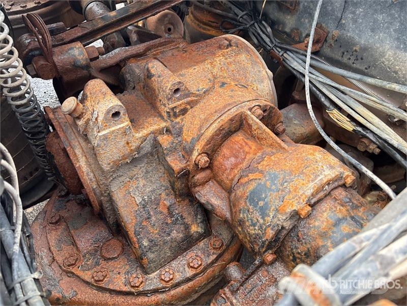 Mack CHU613 Vilcēji