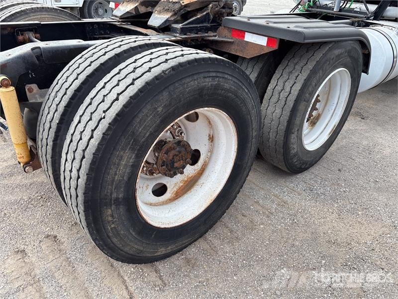 Mack CHU613 Vilcēji