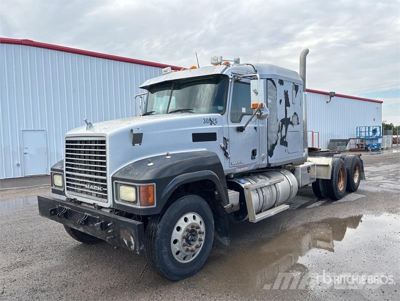 Mack CHU613 Vilcēji